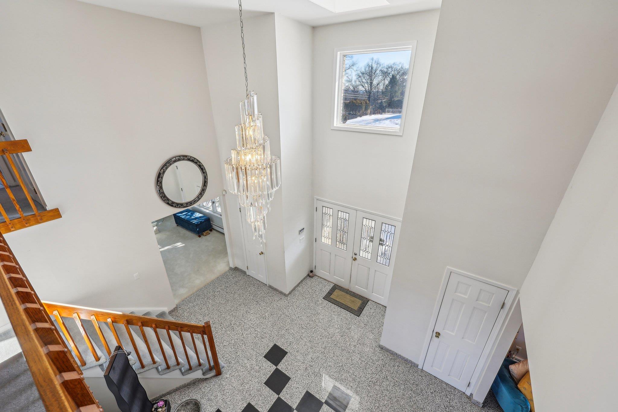 1 Deforest Court, West Nyack, NY 10994