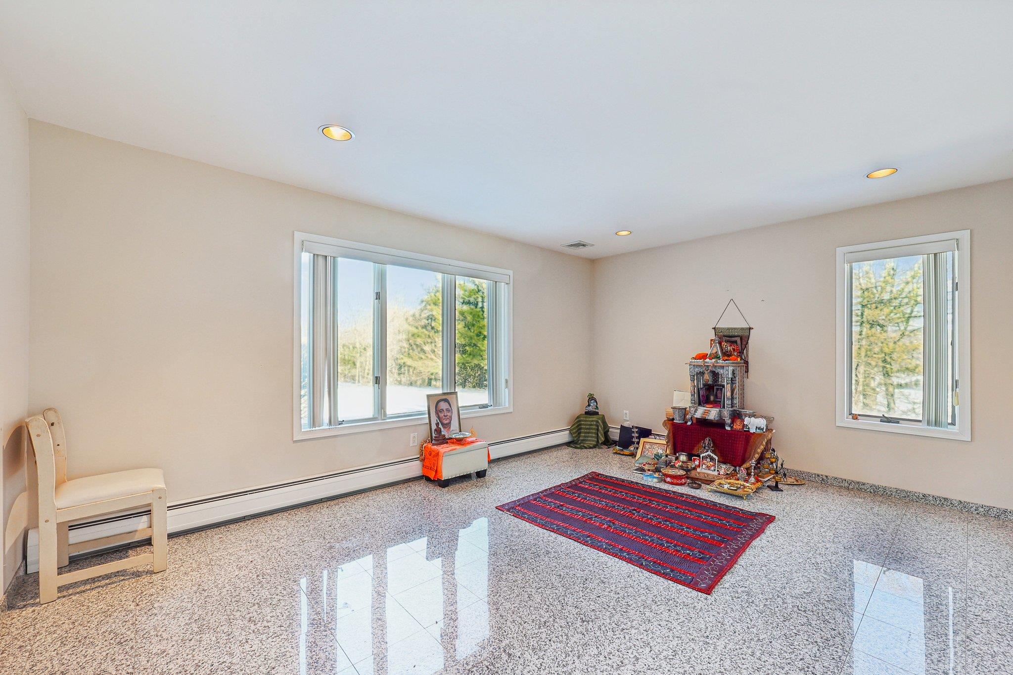 1 Deforest Court, West Nyack, NY 10994