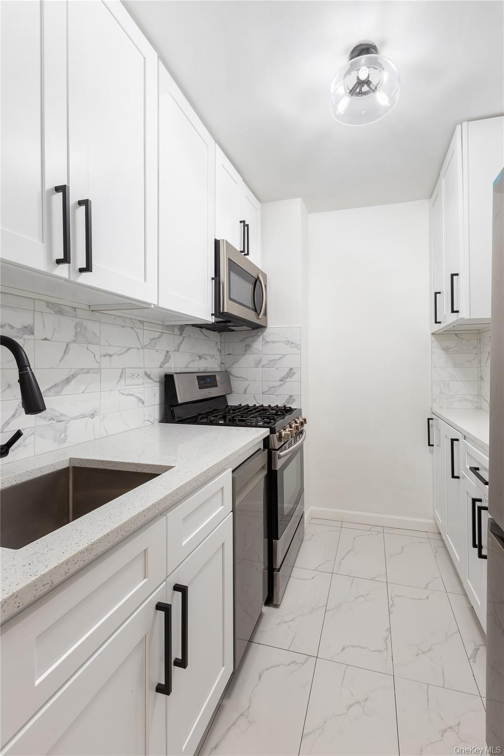 2500 Johnson Avenue # 3B, Bronx, NY 10463