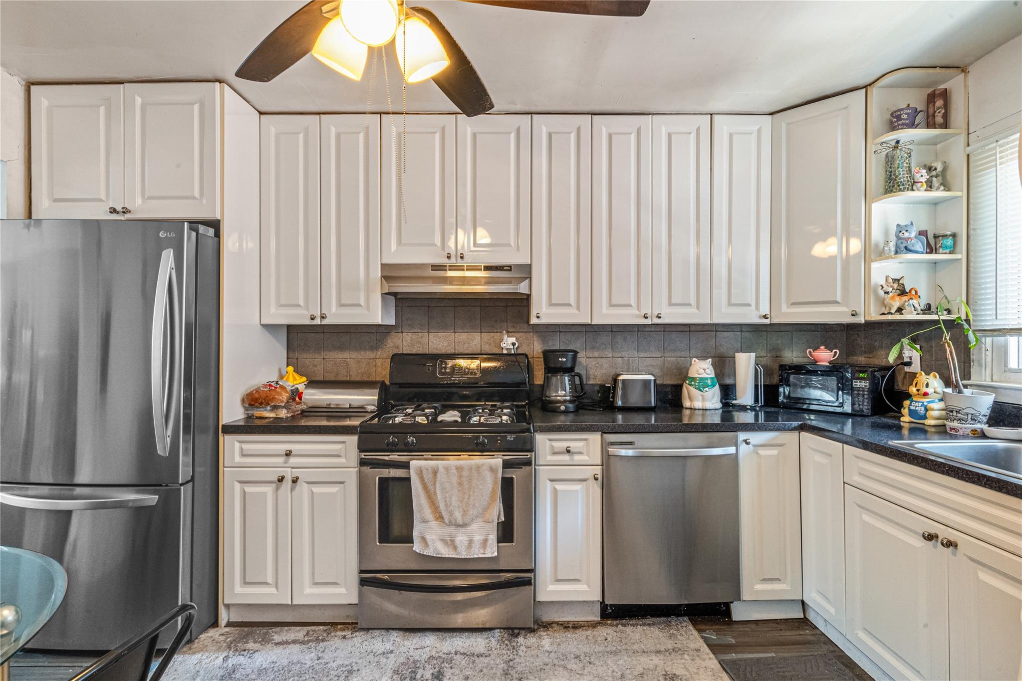 146-45 25th Drive, Flushing, NY 11354