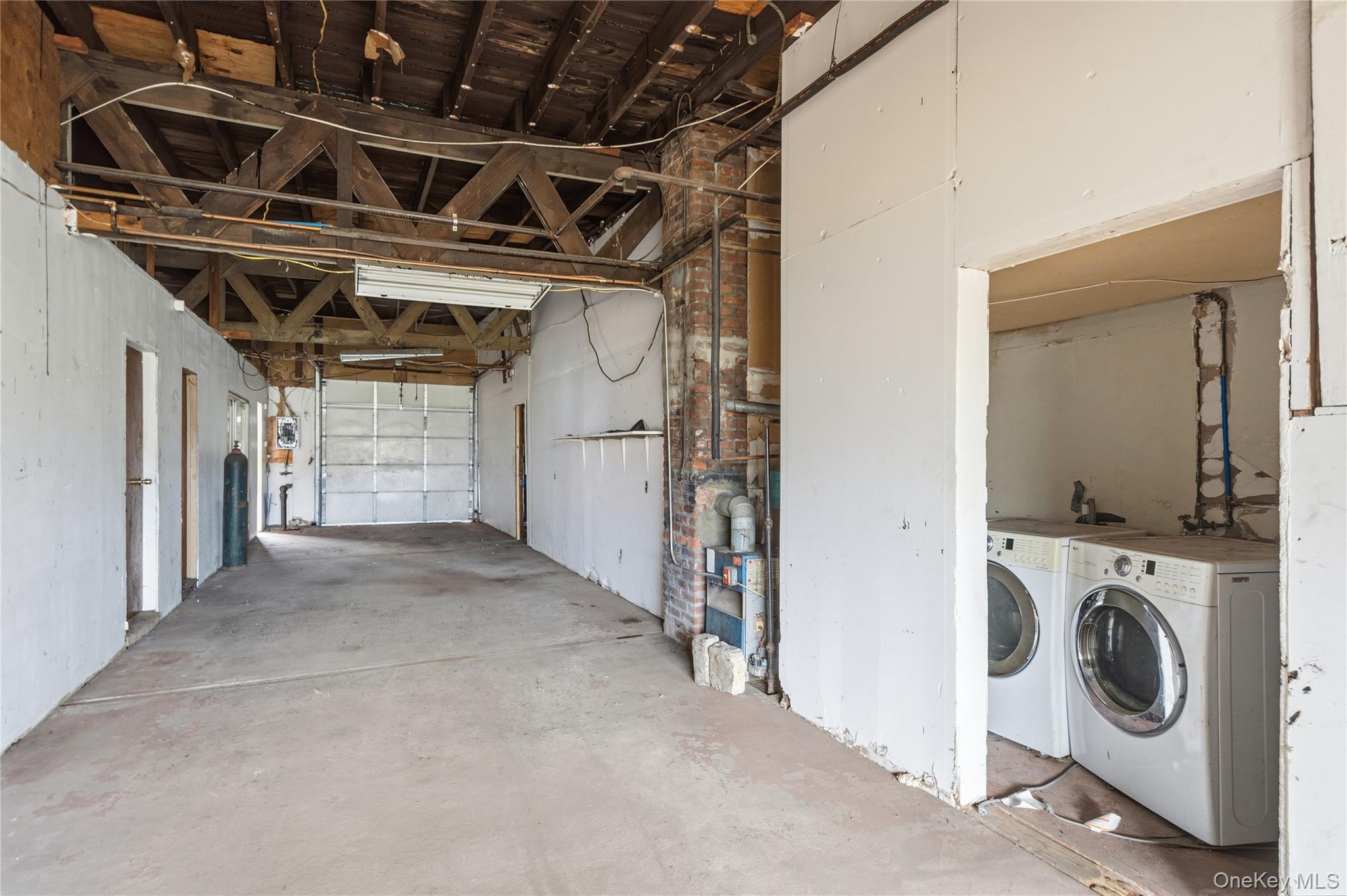 30 Catlin Avenue, Roosevelt, NY 11575