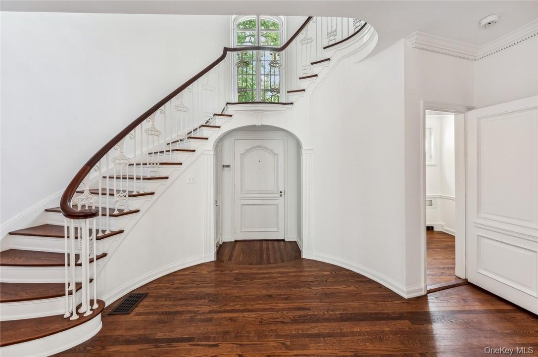 6 Loden Lane, Purchase, NY 10577