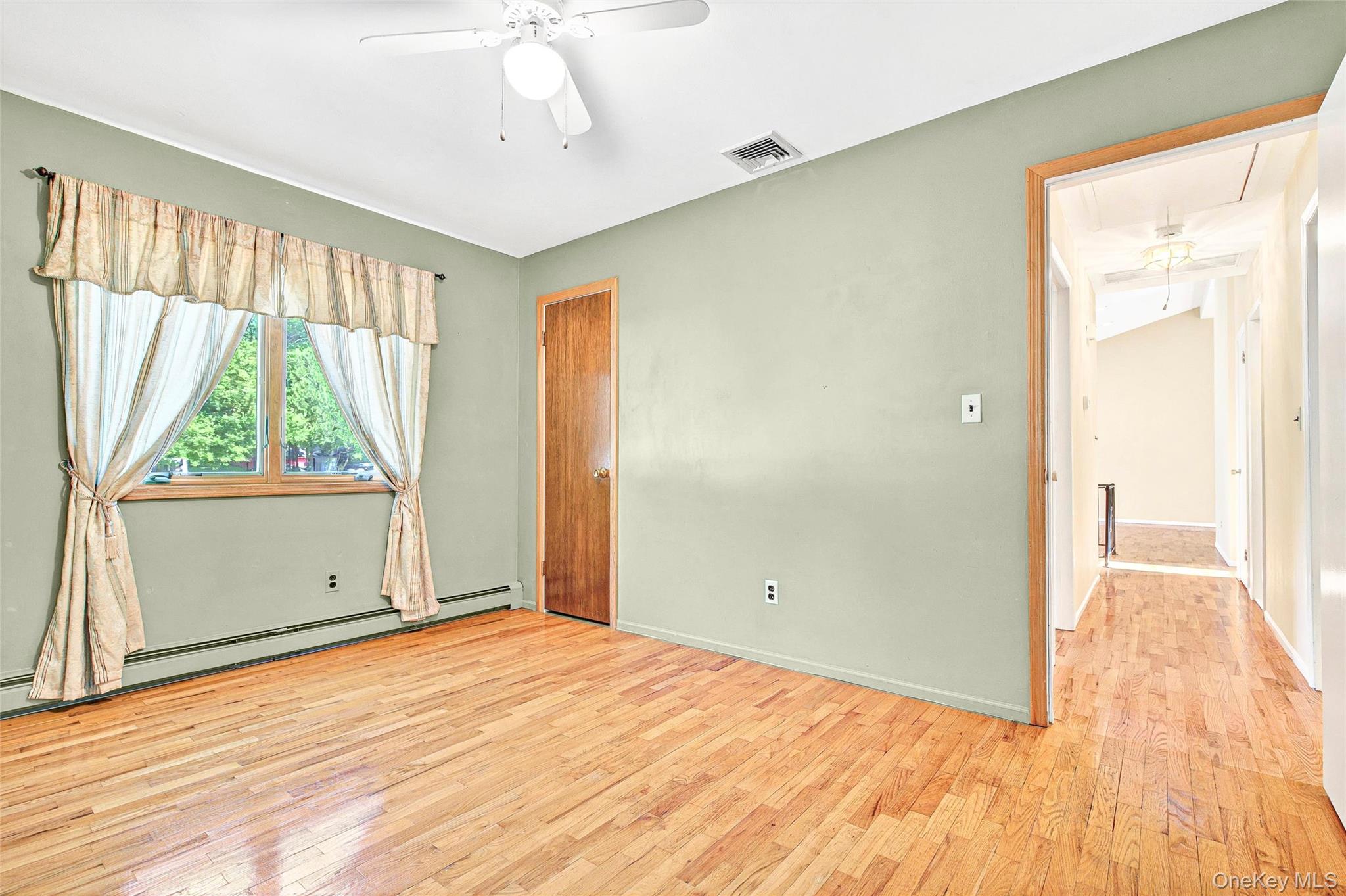 8 Skinner Court, Tomkins Cove, NY 10986