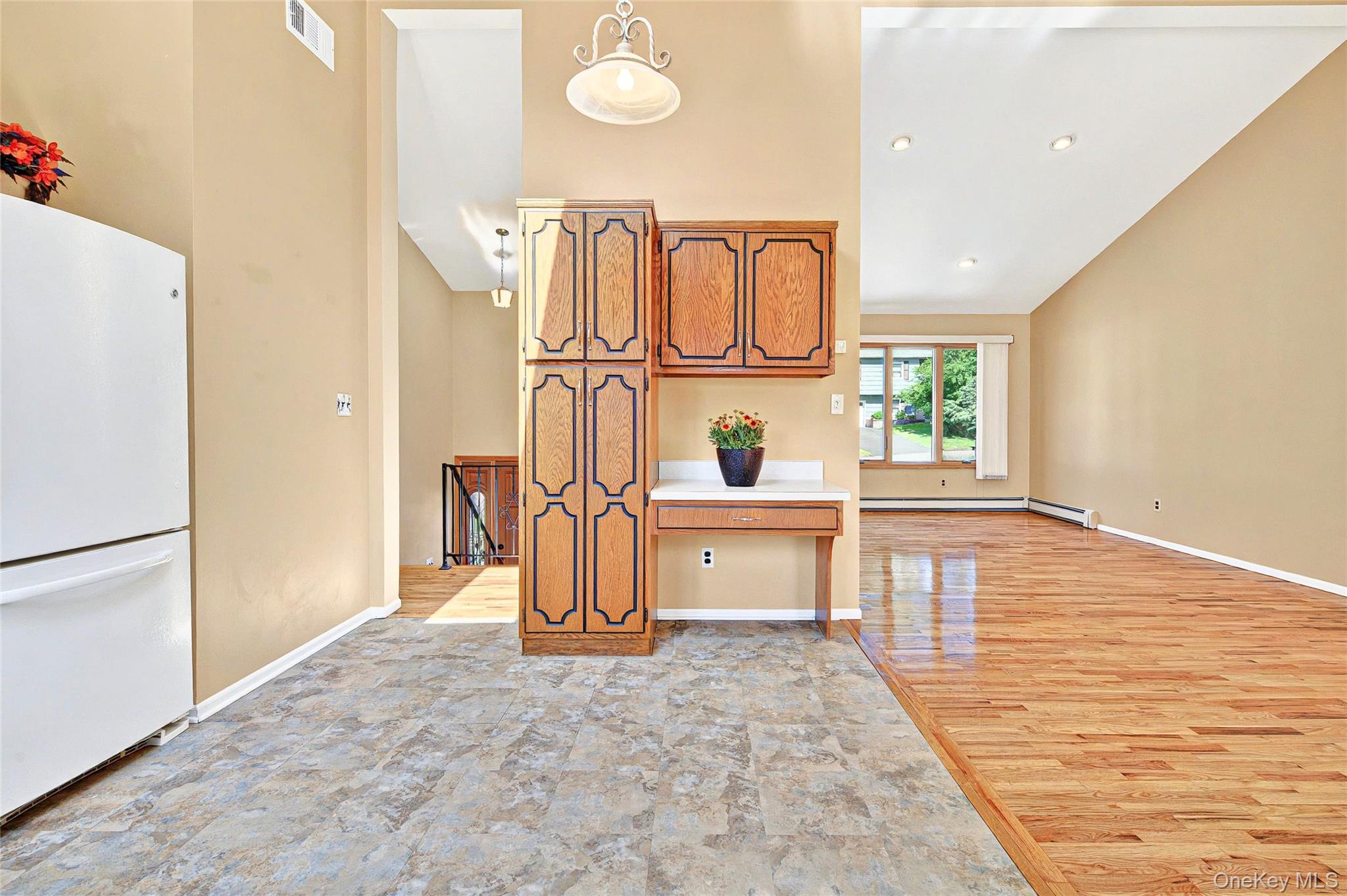 8 Skinner Court, Tomkins Cove, NY 10986