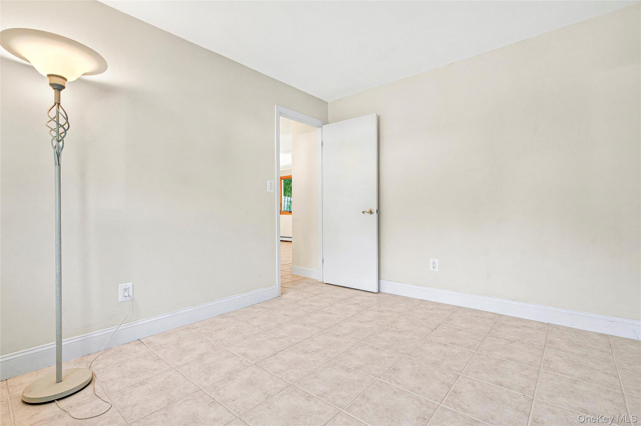 8 Skinner Court, Tomkins Cove, NY 10986