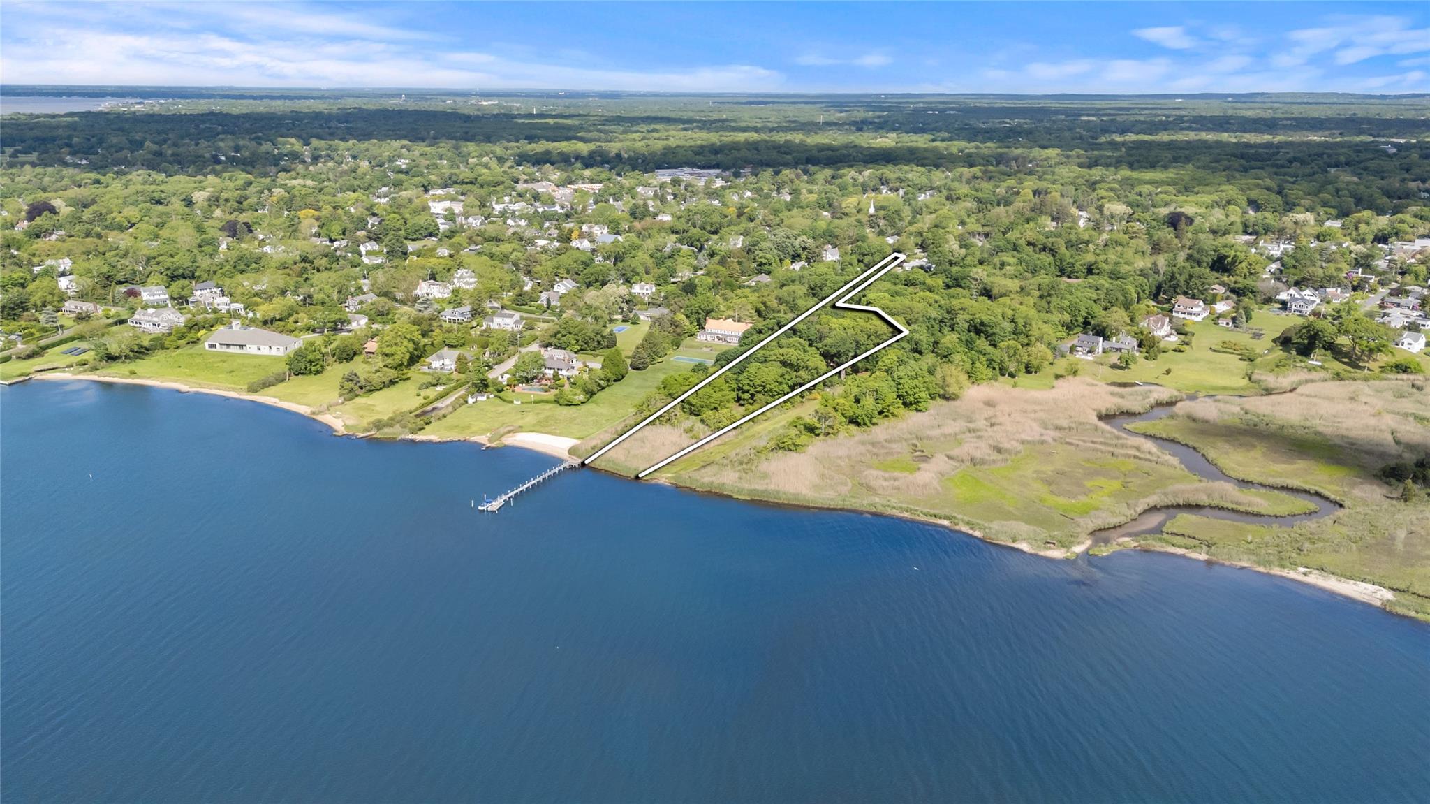 198 South Country Road, Bellport, NY 11713