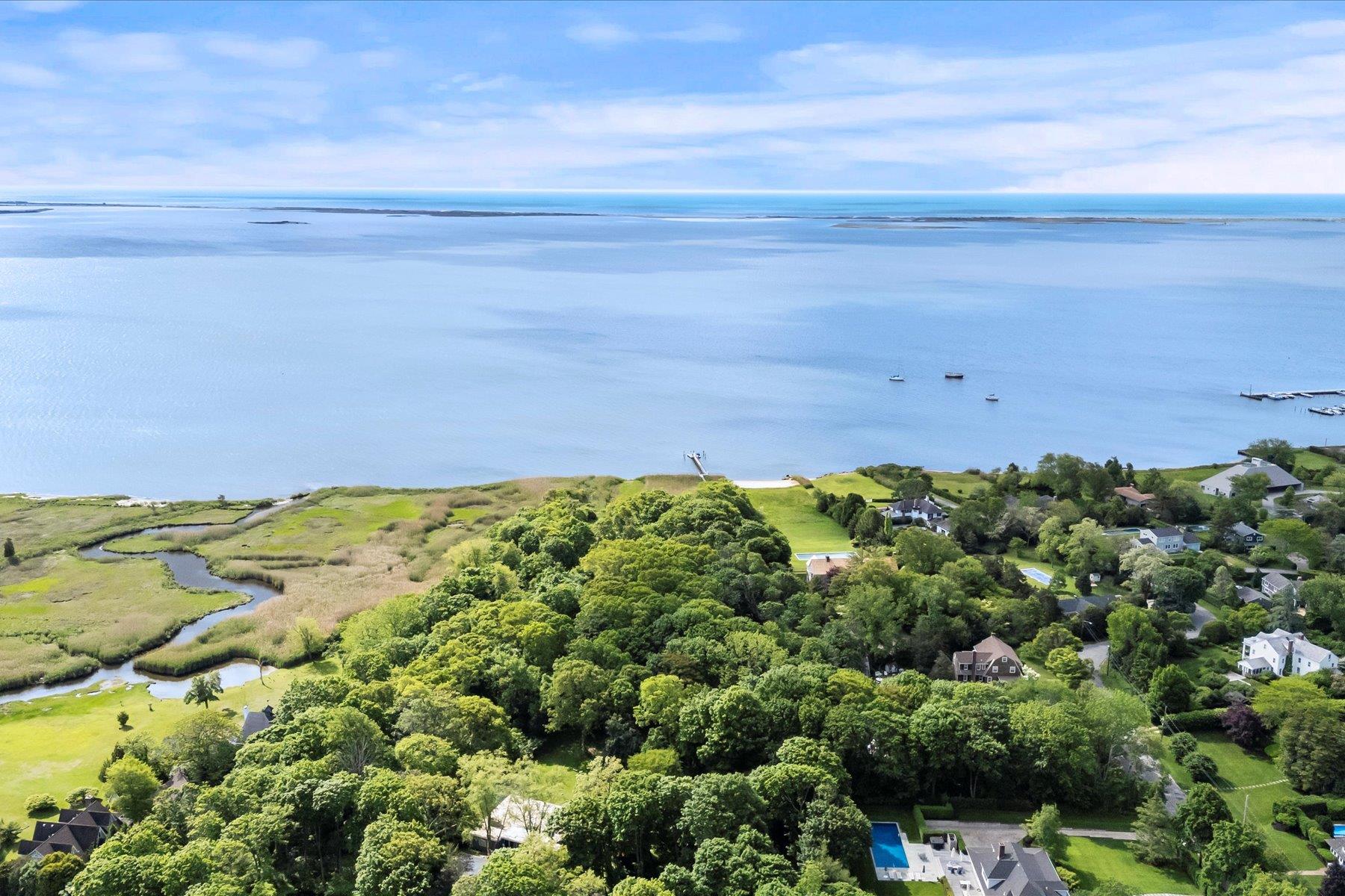 198 South Country Road, Bellport, NY 11713