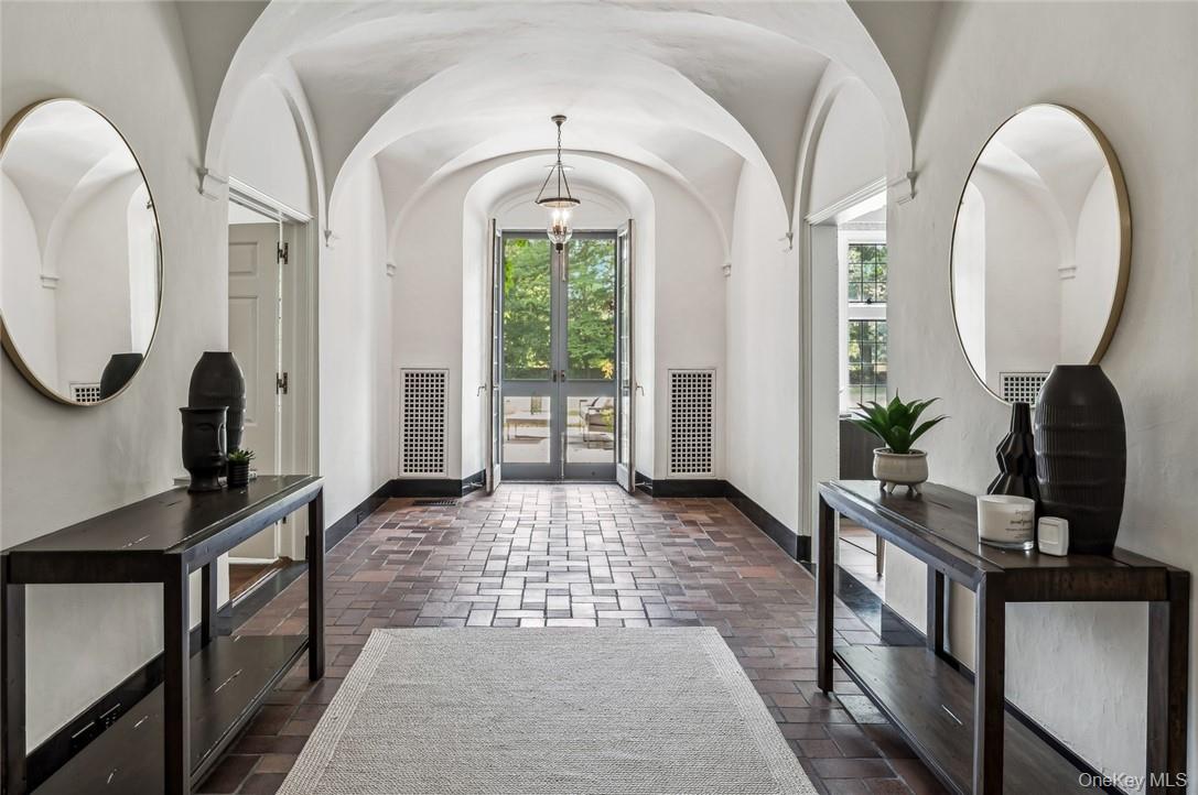 3 Loden Lane, Purchase, NY 10577