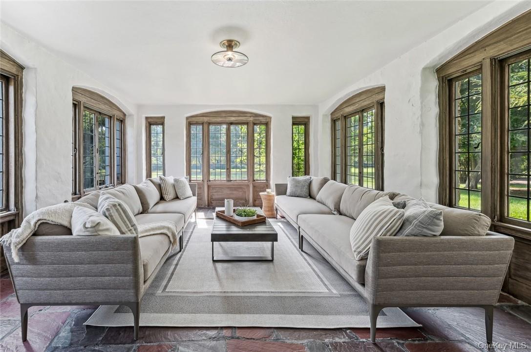 3 Loden Lane, Purchase, NY 10577