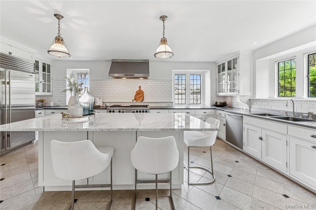 3 Loden Lane, Purchase, NY 10577