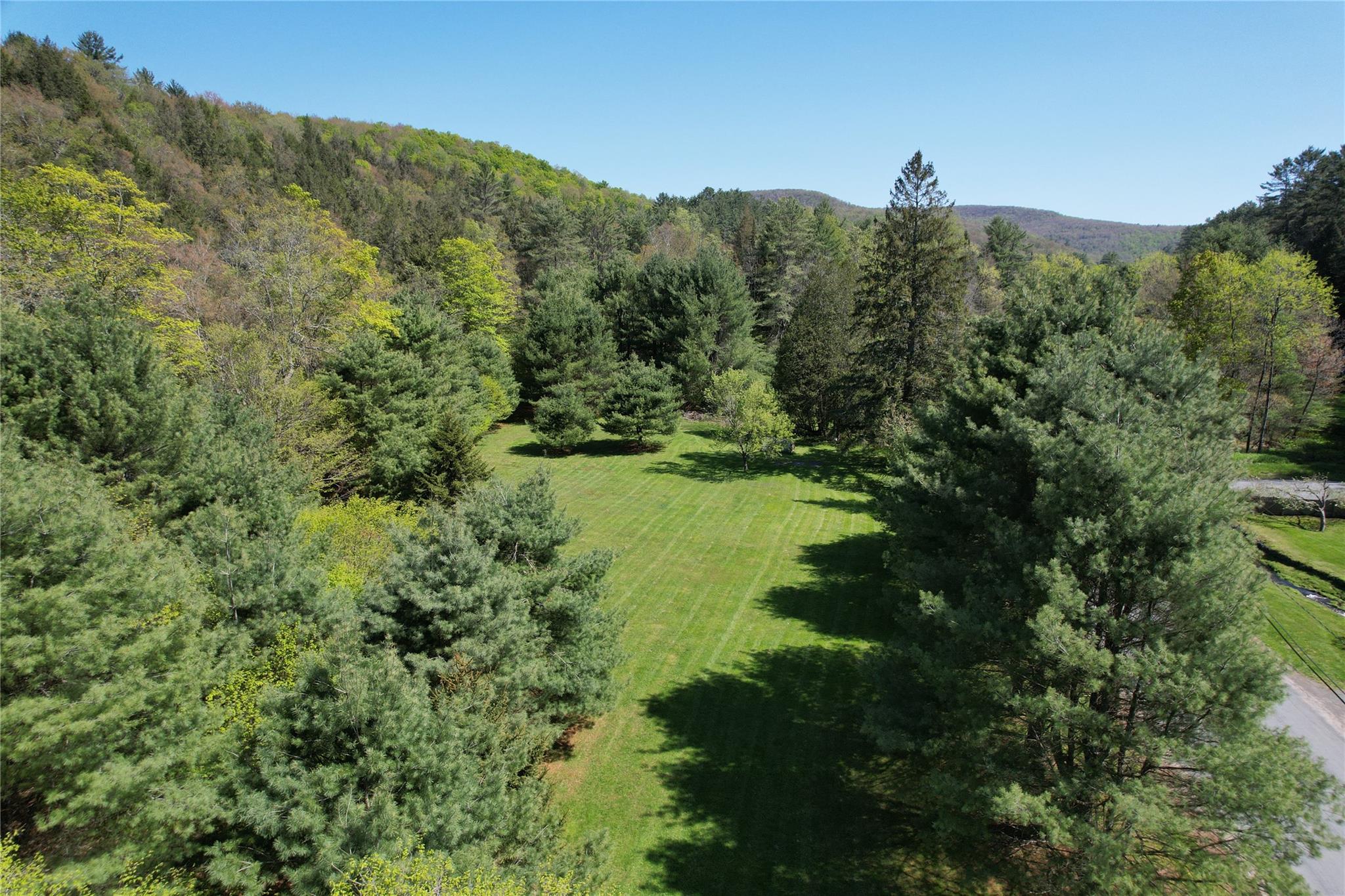 1987 Denning Road, Claryville, NY 12725