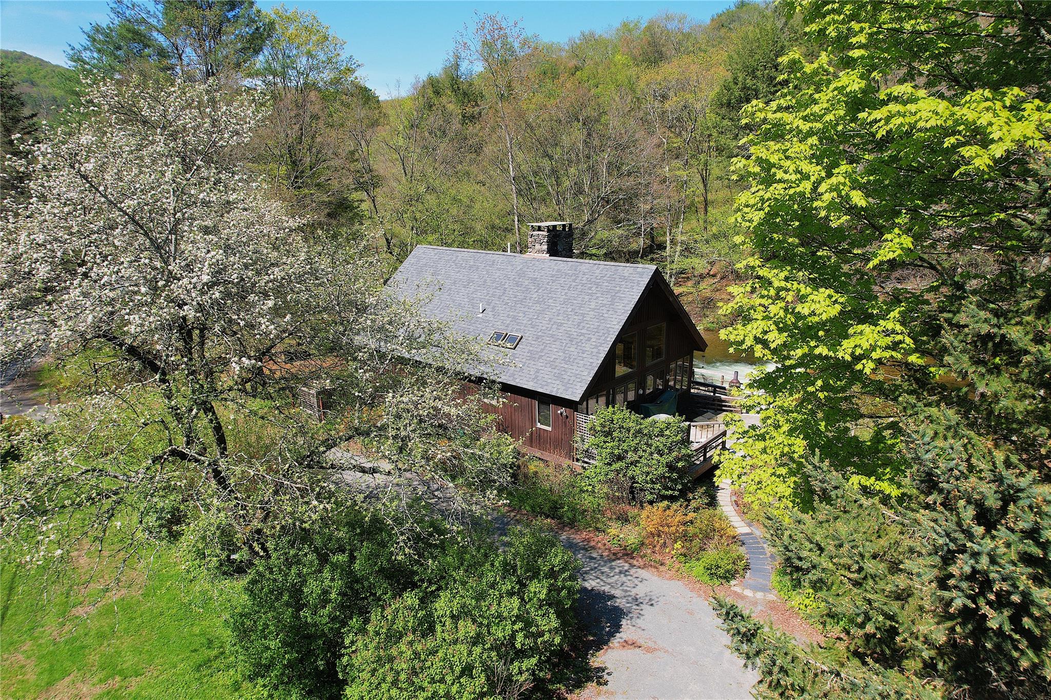 1987 Denning Road, Claryville, NY 12725