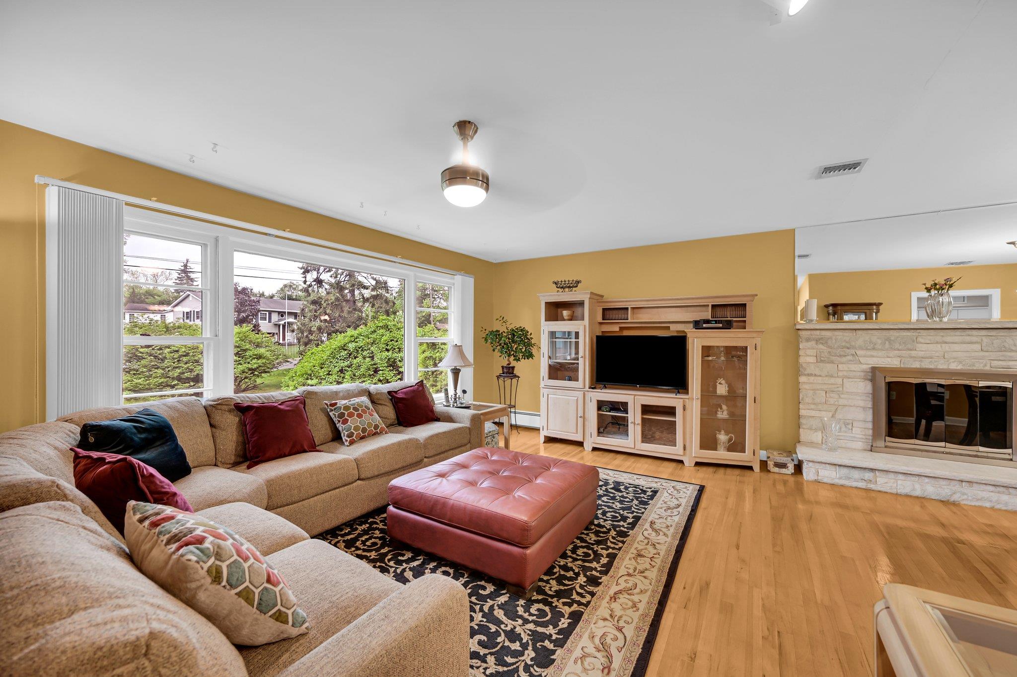 24 Westview Avenue, Congers, NY 10920