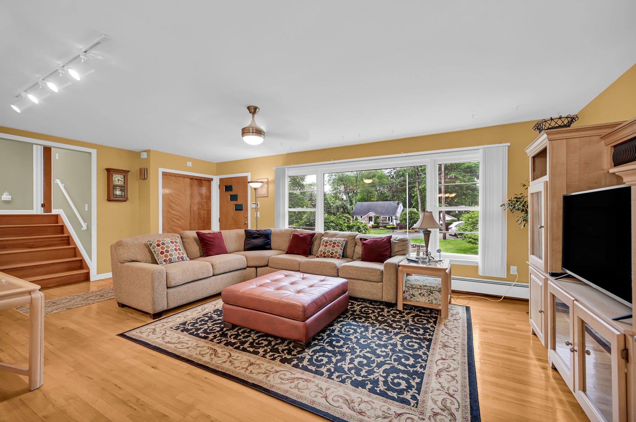 24 Westview Avenue, Congers, NY 10920