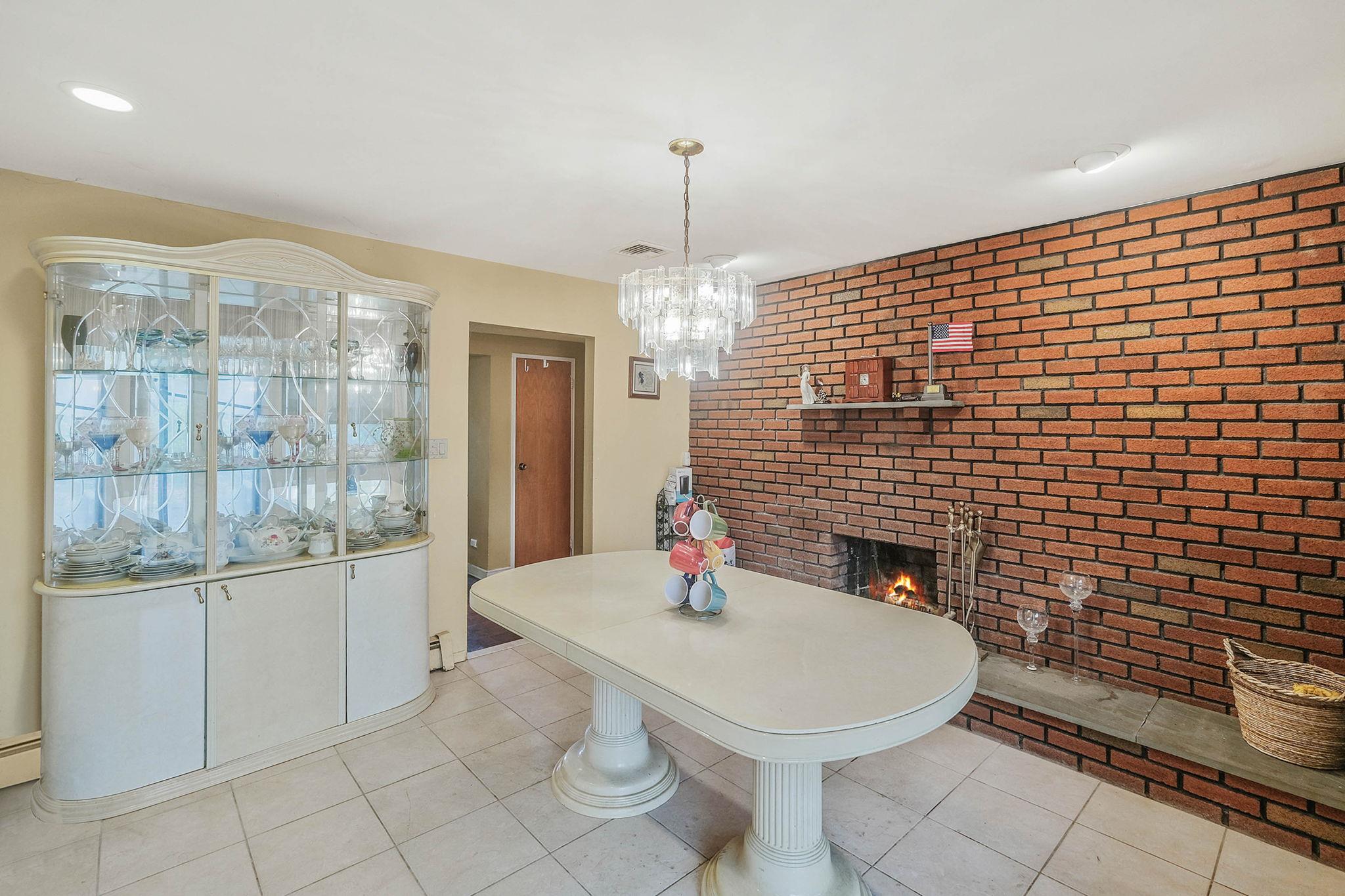 12 Grand Canyon Lane, Coram, NY 11727