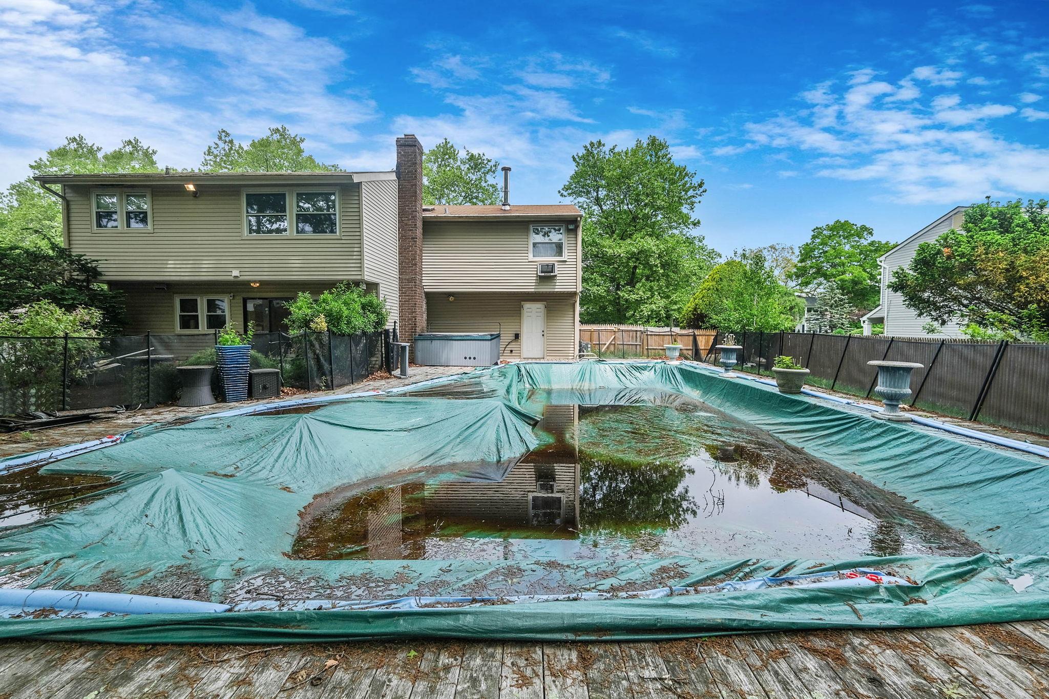 12 Grand Canyon Lane, Coram, NY 11727