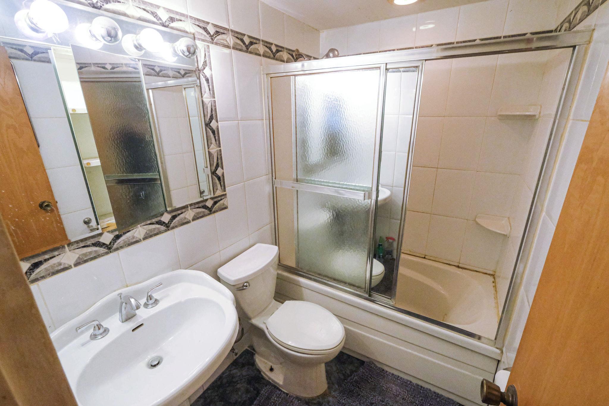 12 Grand Canyon Lane, Coram, NY 11727