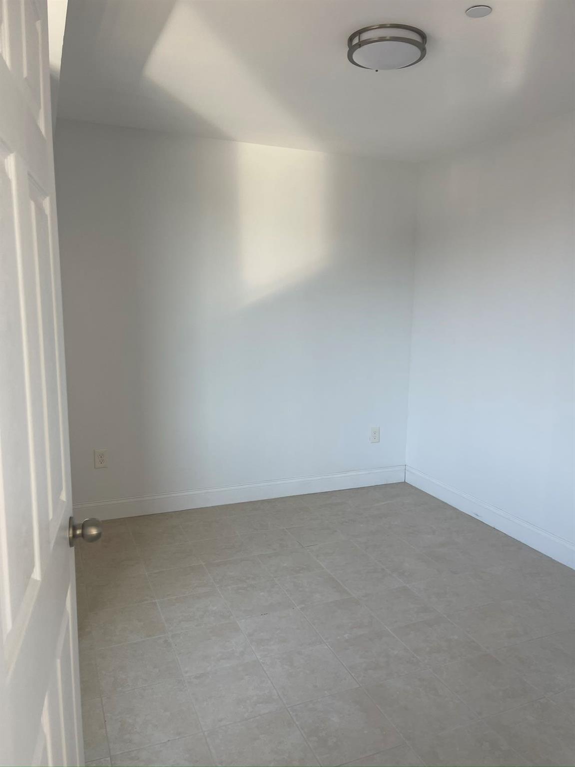 3063 31st Street # 702, Astoria, NY 11102