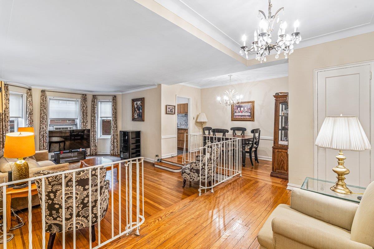 76-36 113th Street # 1A, Forest Hills, NY 11375