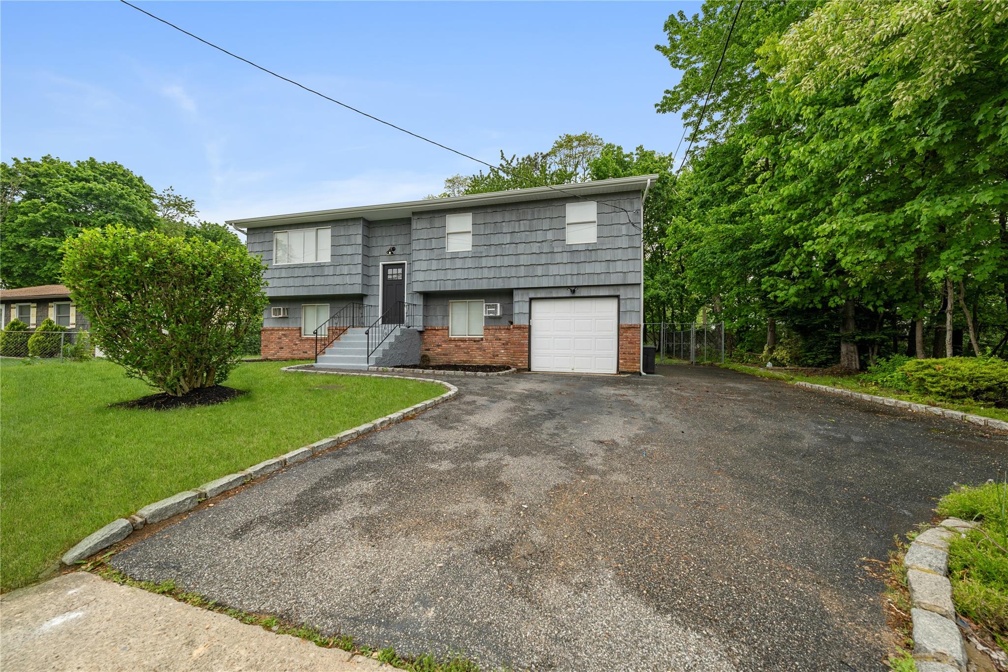 40 S 29th Street, Wyandanch, NY 11798