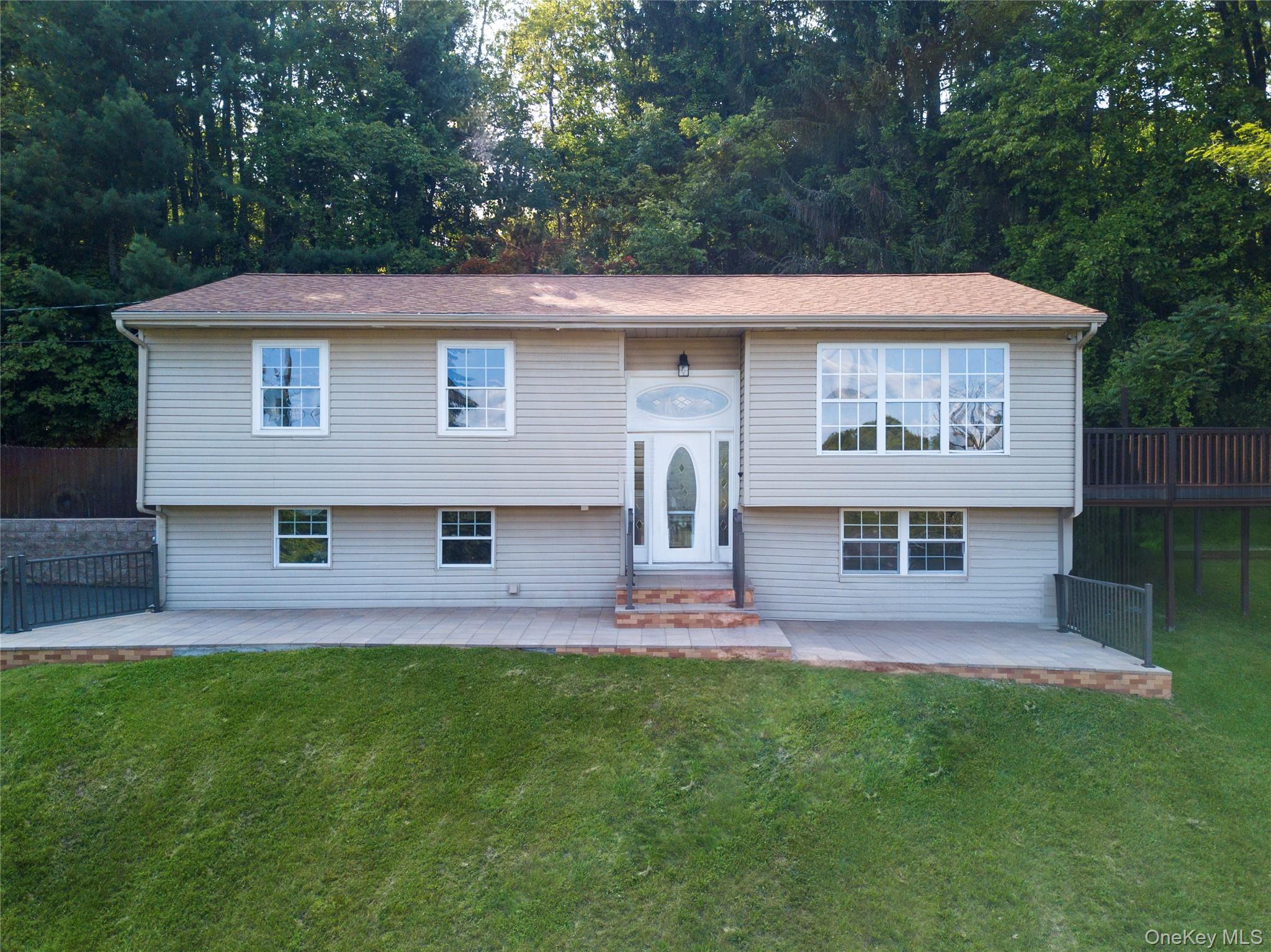 144 Reservoir Road, Marlboro, NY 12542