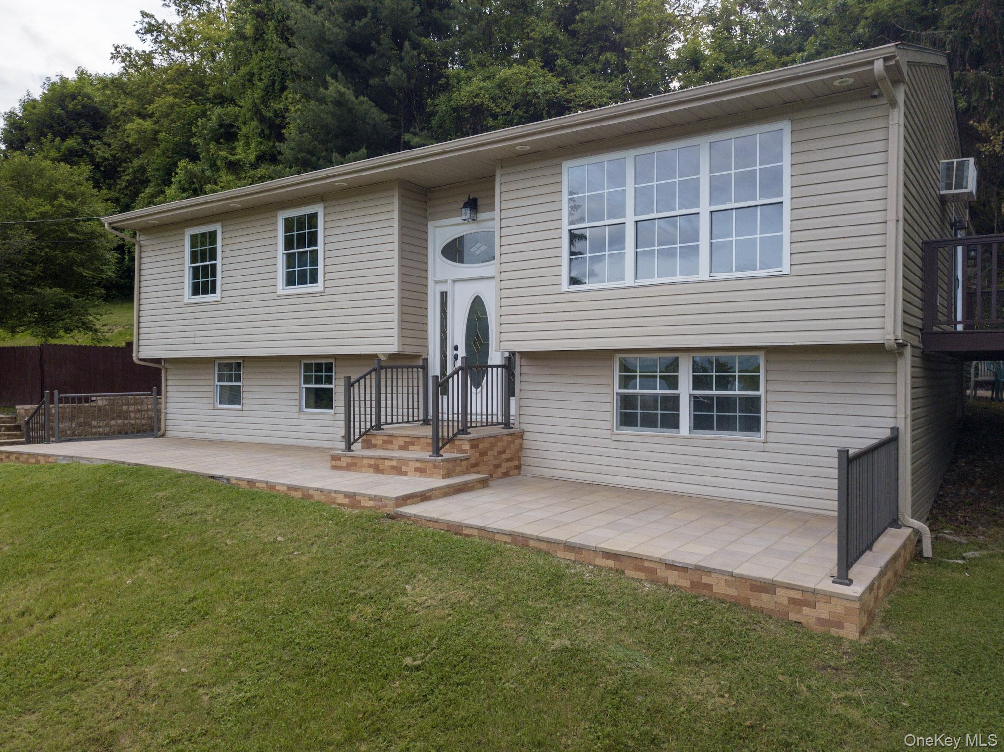 144 Reservoir Road, Marlboro, NY 12542