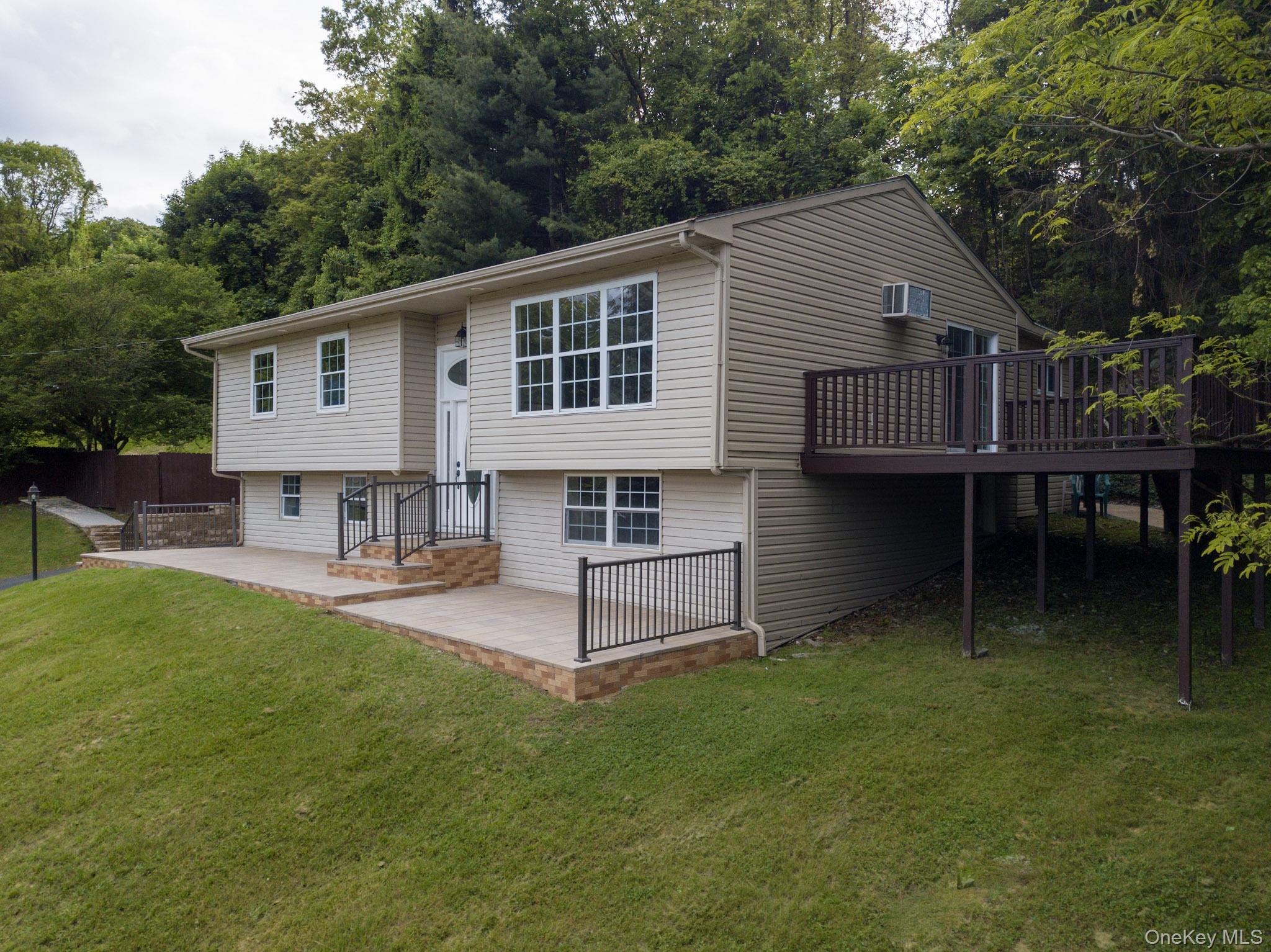 144 Reservoir Road, Marlboro, NY 12542