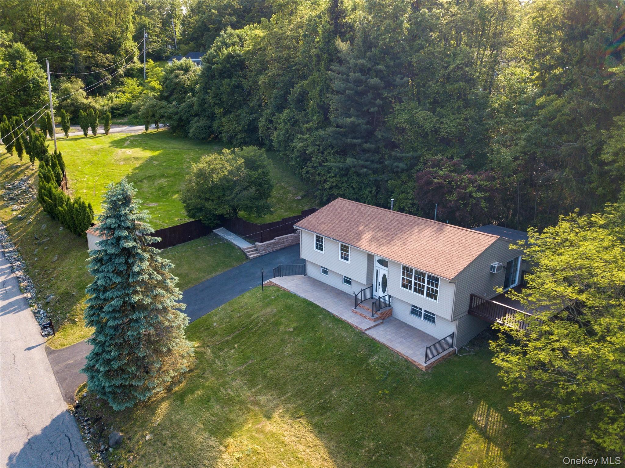 144 Reservoir Road, Marlboro, NY 12542