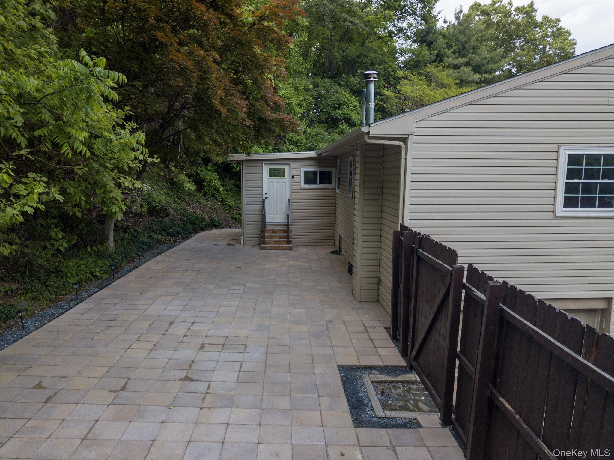 144 Reservoir Road, Marlboro, NY 12542