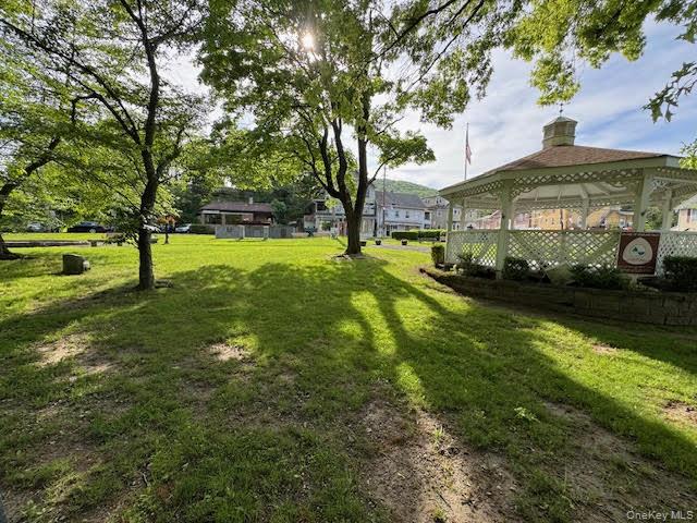 233 Main Street, Highland Falls, NY 10928