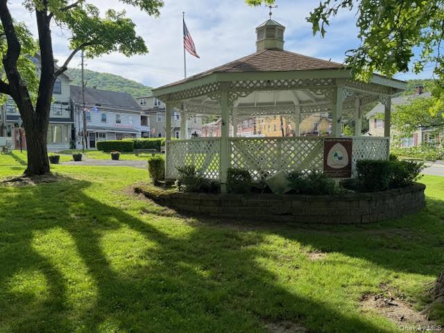 233 Main Street, Highland Falls, NY 10928