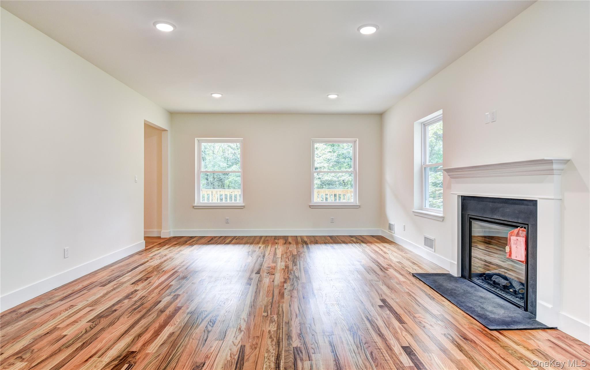 10 Black Gum Court, Newburgh, NY 12550