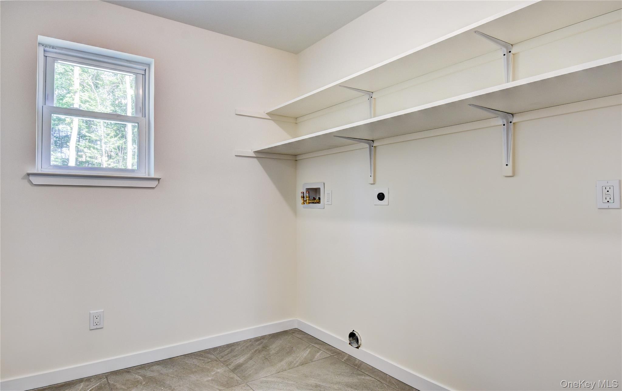 16 Black Gum Court, Newburgh, NY 12550