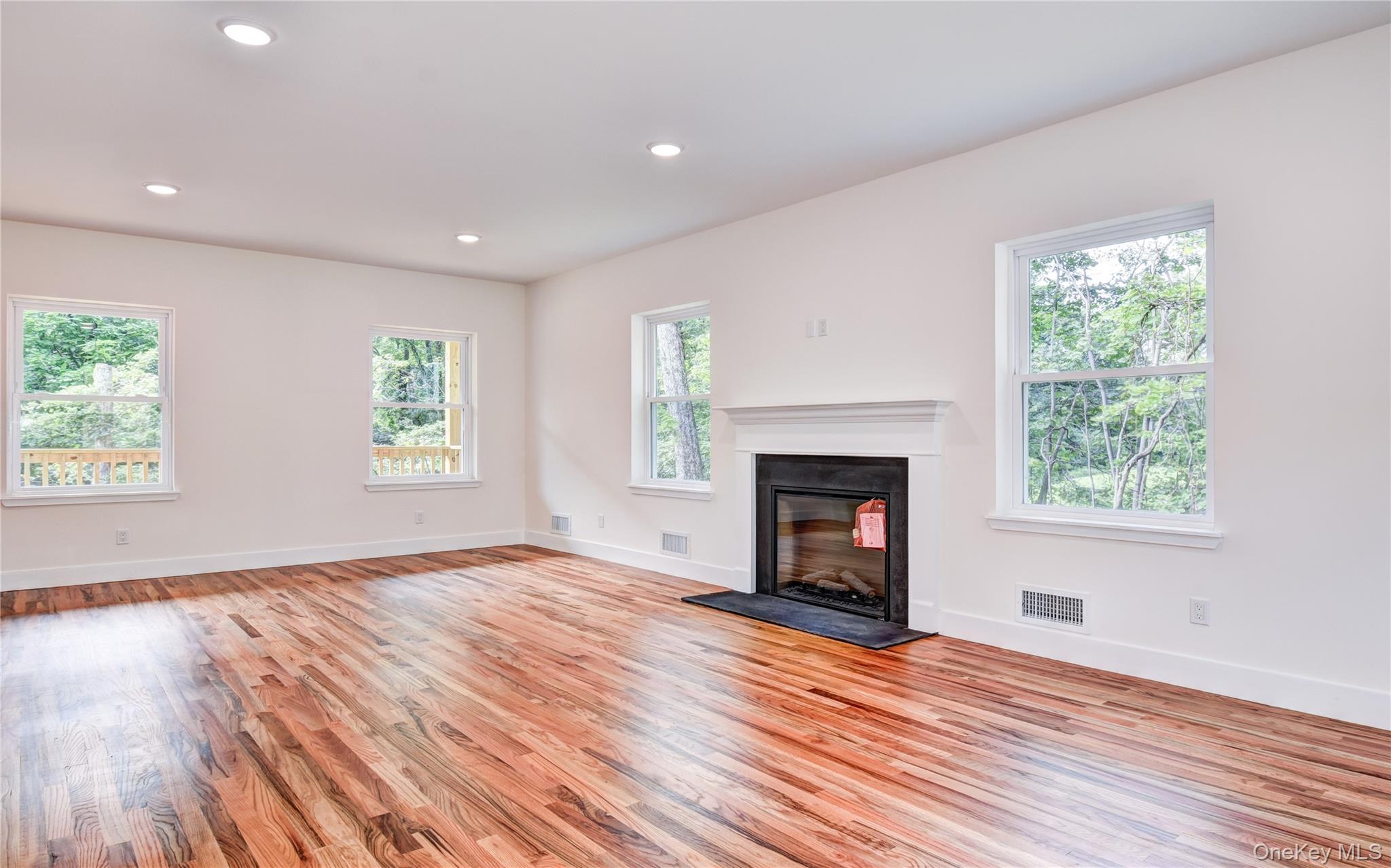 16 Black Gum Court, Newburgh, NY 12550