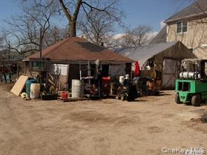 164 little east neck rd, West Babylon, NY 11704