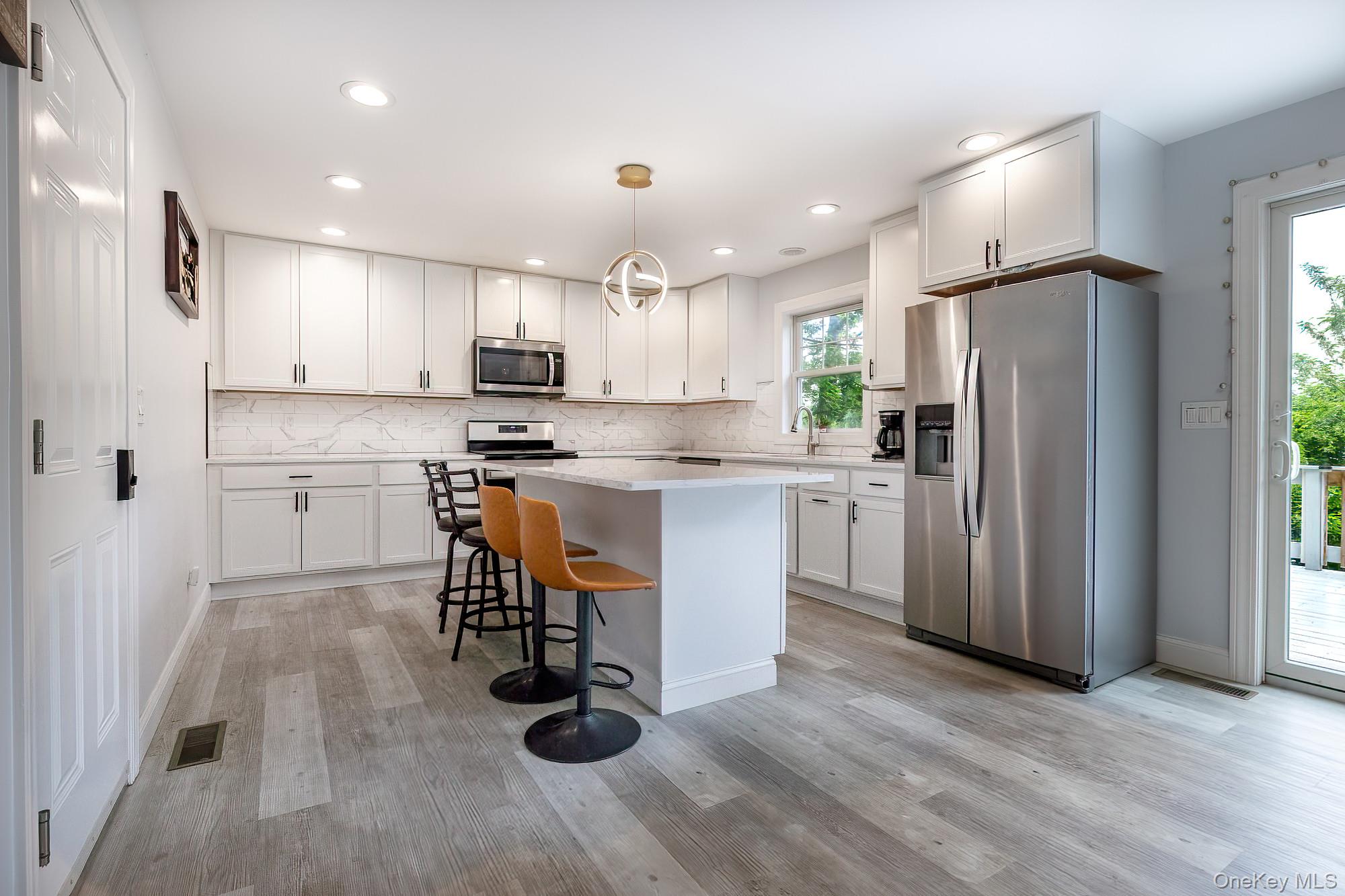 5 Teramar Way, White Plains, NY 10607