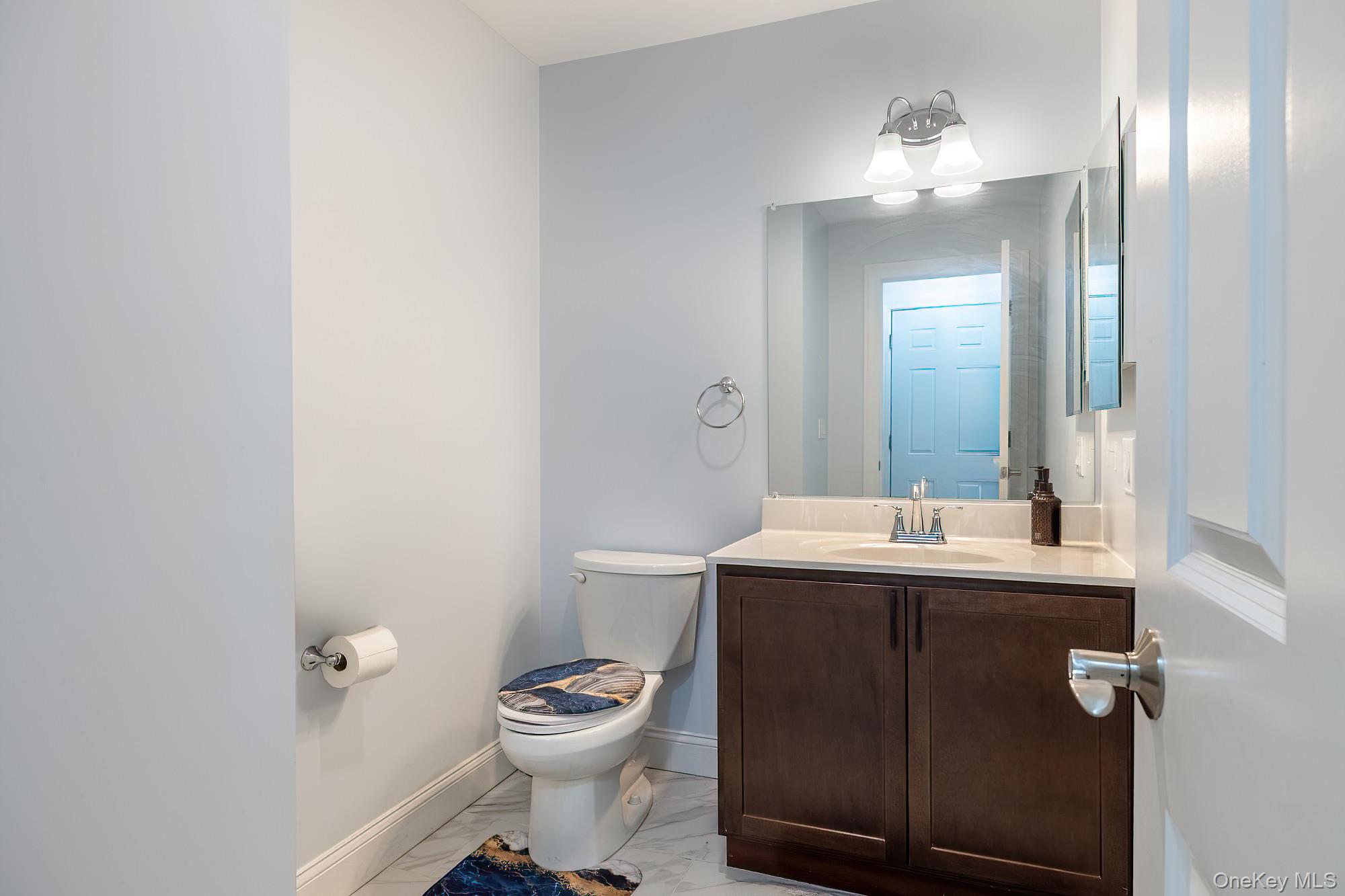 5 Teramar Way, White Plains, NY 10607