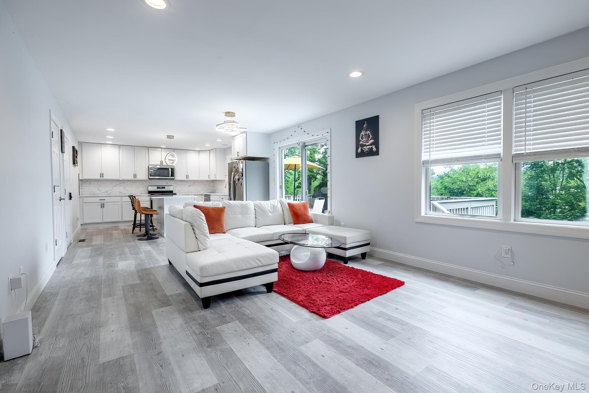 5 Teramar Way, White Plains, NY 10607