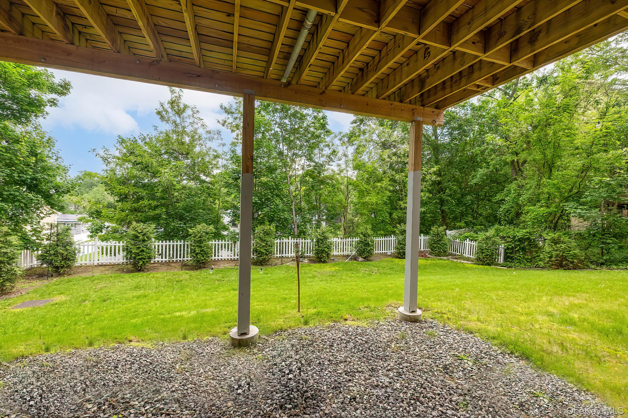 5 Teramar Way, White Plains, NY 10607