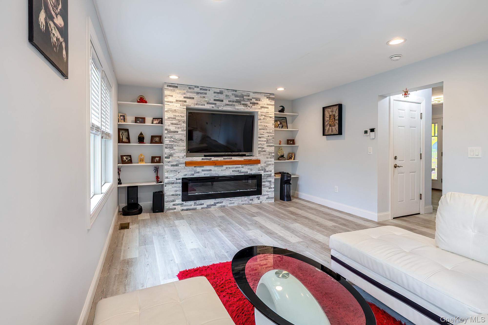 5 Teramar Way, White Plains, NY 10607