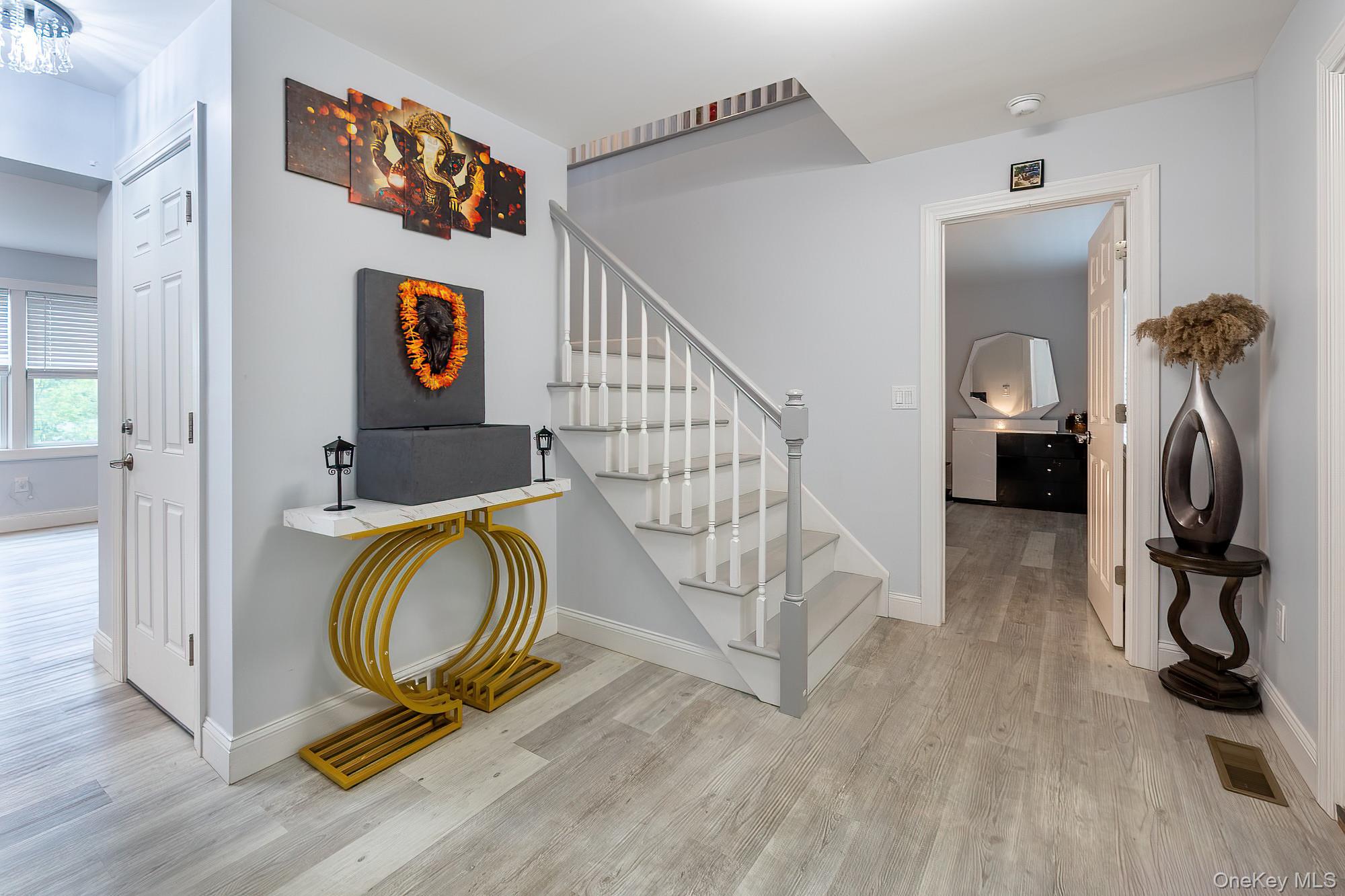 5 Teramar Way, White Plains, NY 10607