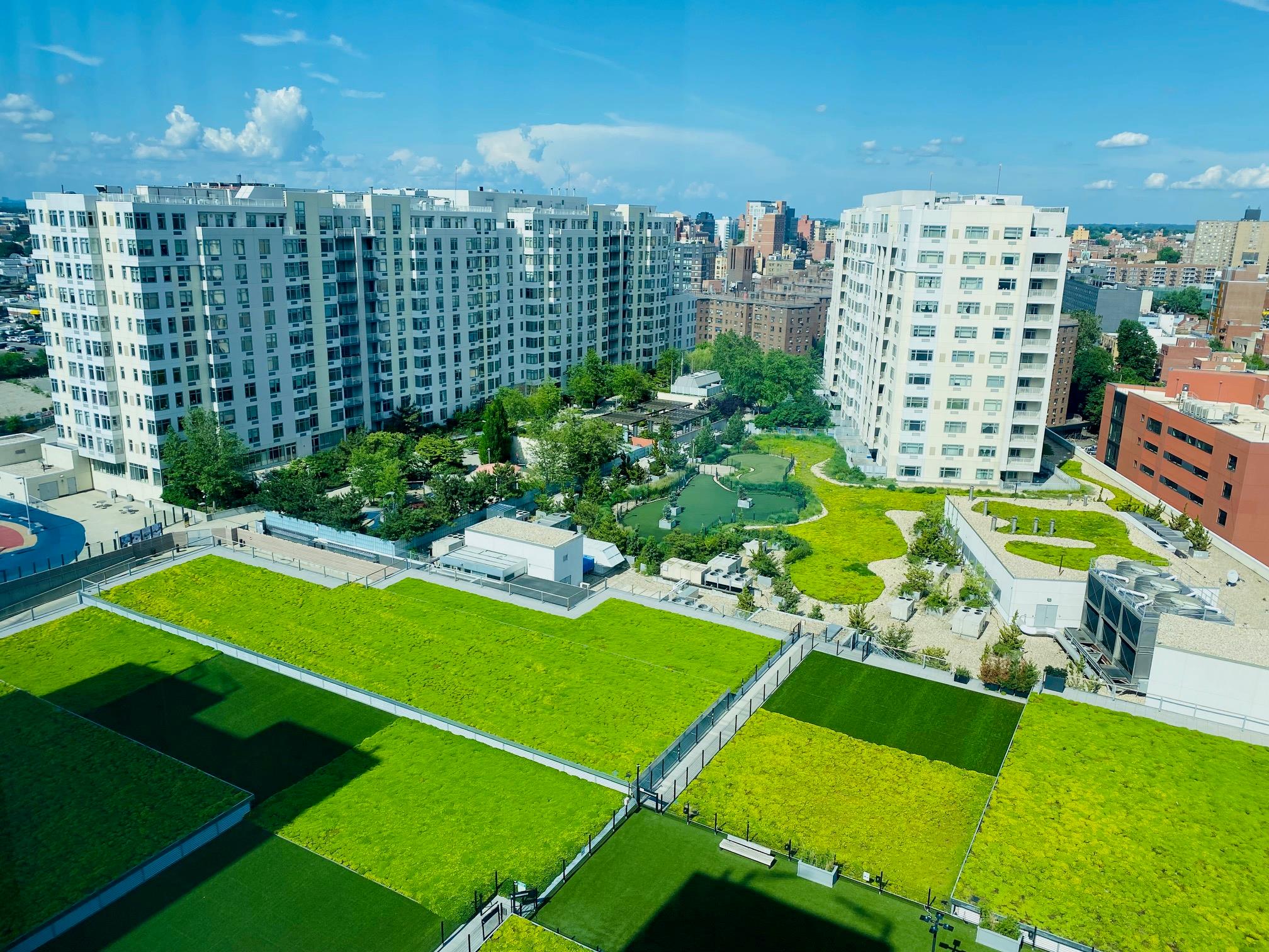 40-26 college point Boulevard # 16E, Flushing, NY 11354