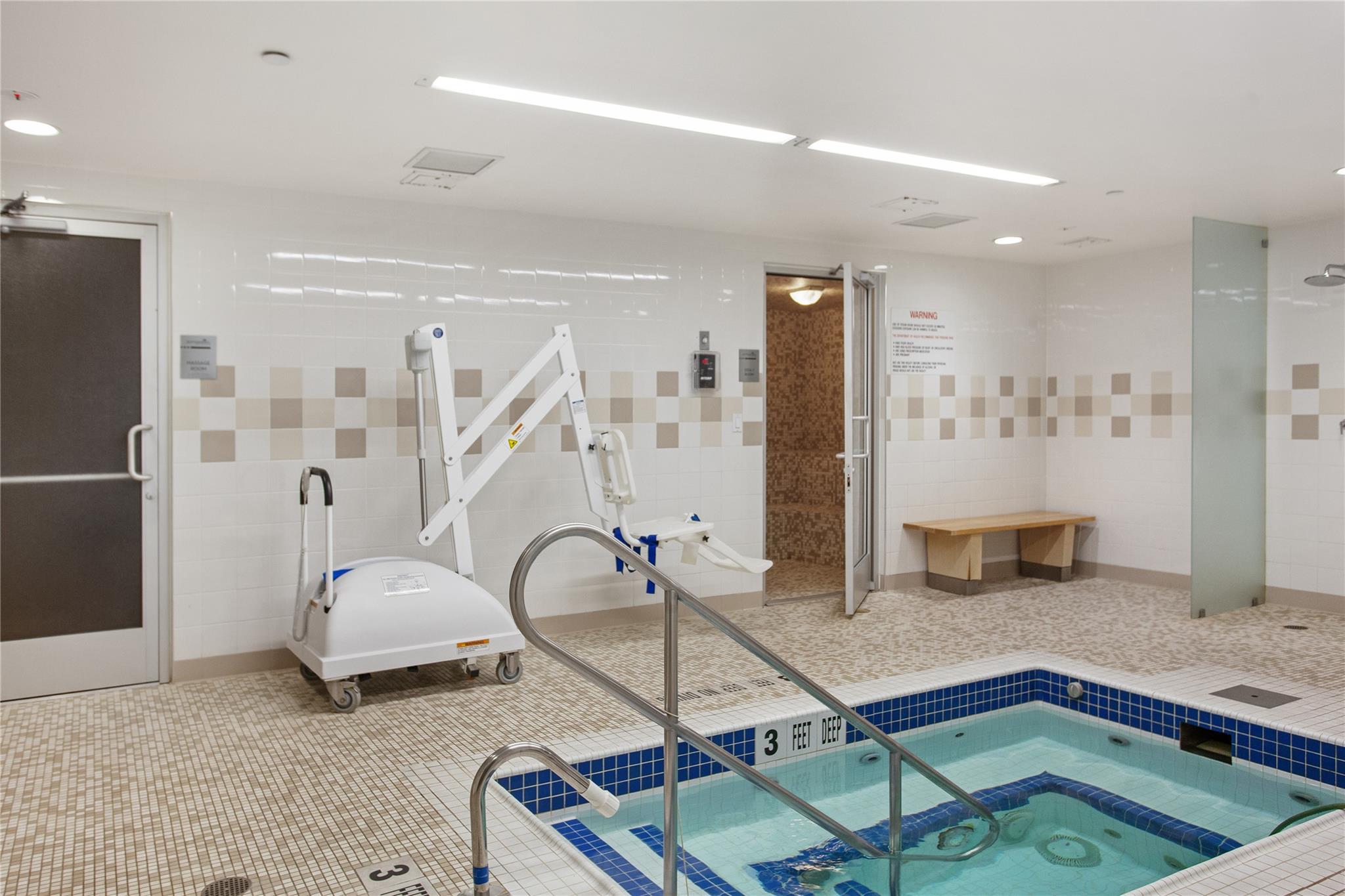 40-26 college point Boulevard # 16E, Flushing, NY 11354