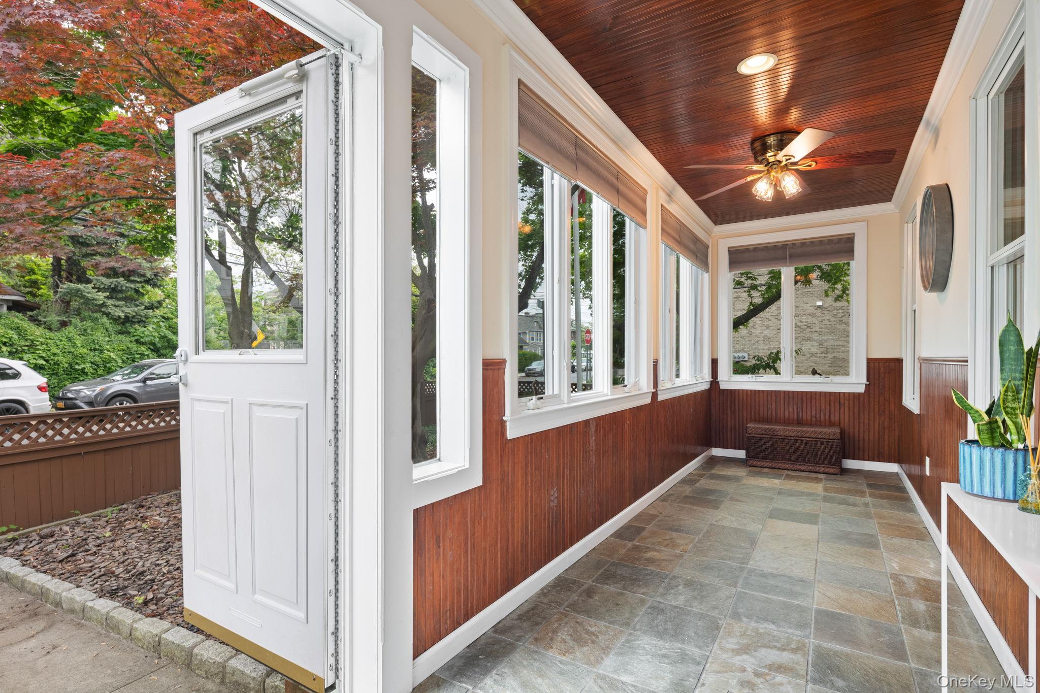 551 Minnieford Avenue, Bronx, NY 10464