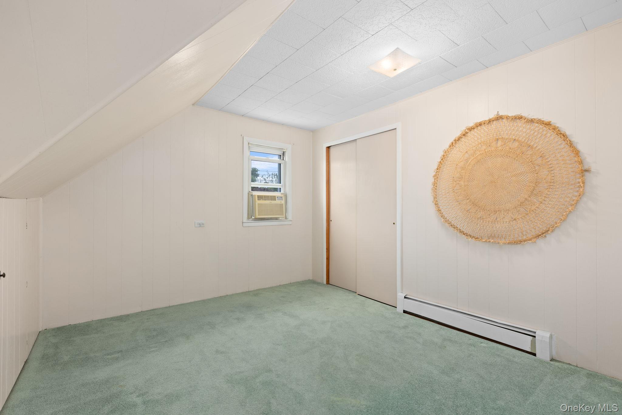 551 Minnieford Avenue, Bronx, NY 10464