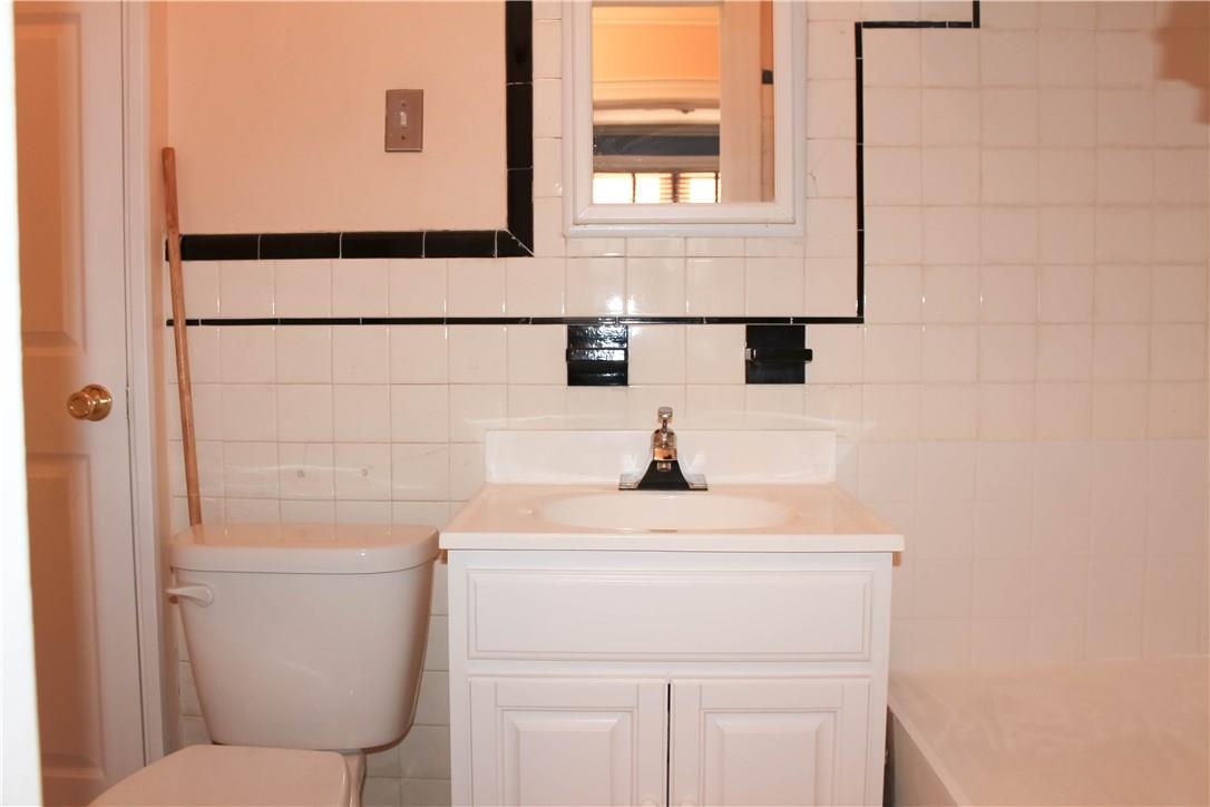 3651 E Tremont Avenue # 2, Bronx, NY 10465