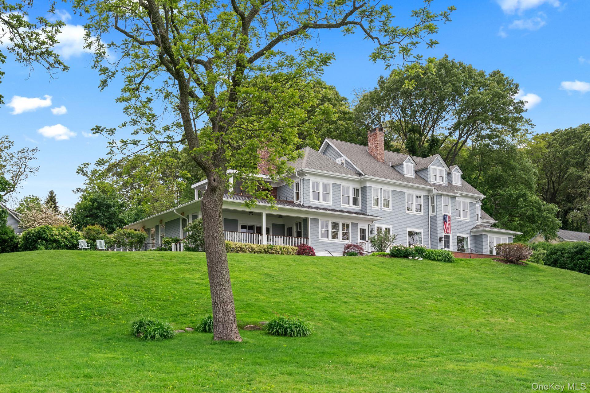 998 West Shore Road, Mill Neck, NY 11771