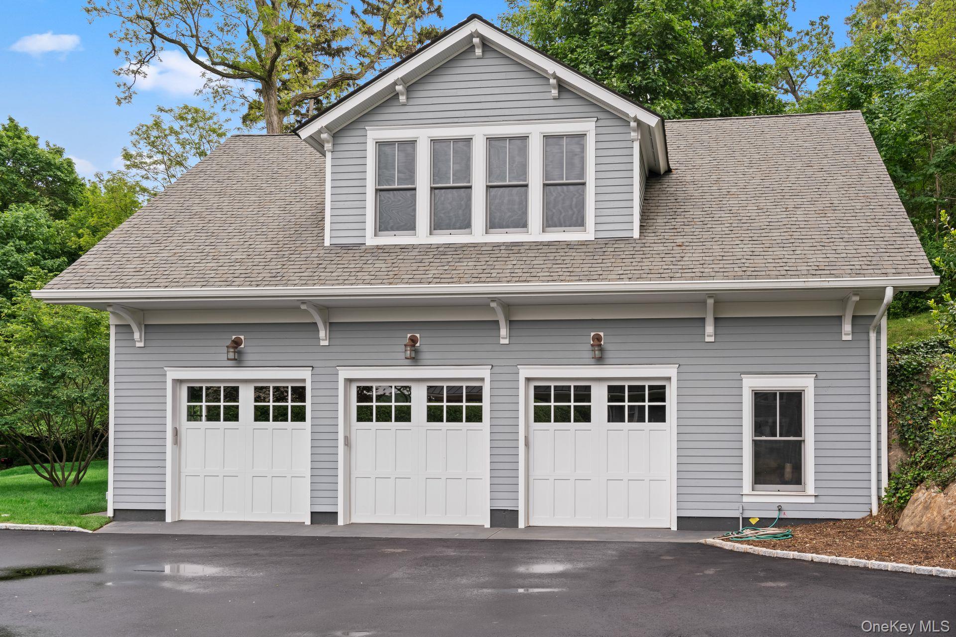 998 West Shore Road, Mill Neck, NY 11771