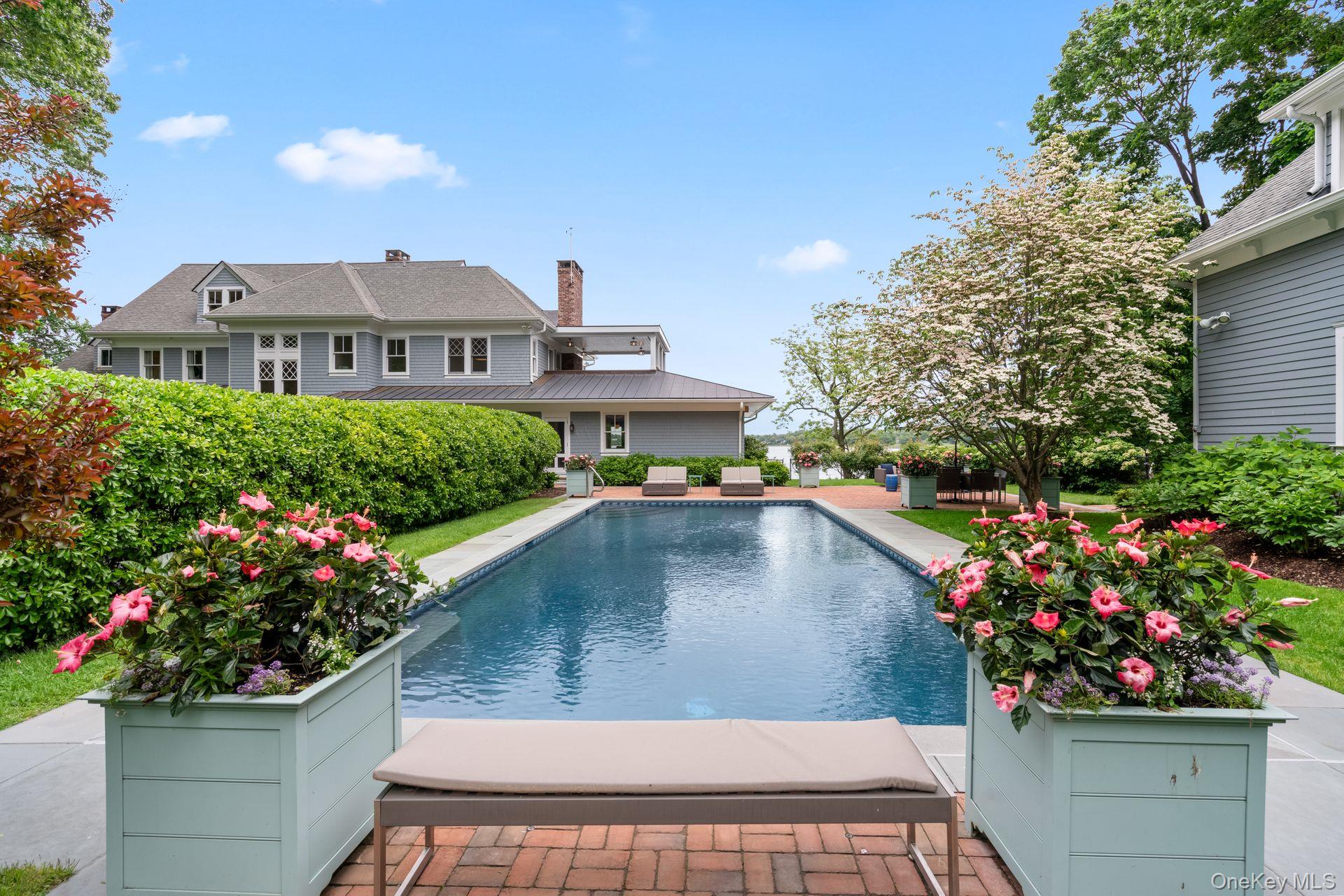 998 West Shore Road, Mill Neck, NY 11771