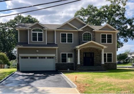 110B Louis Street, Massapequa, NY 11758